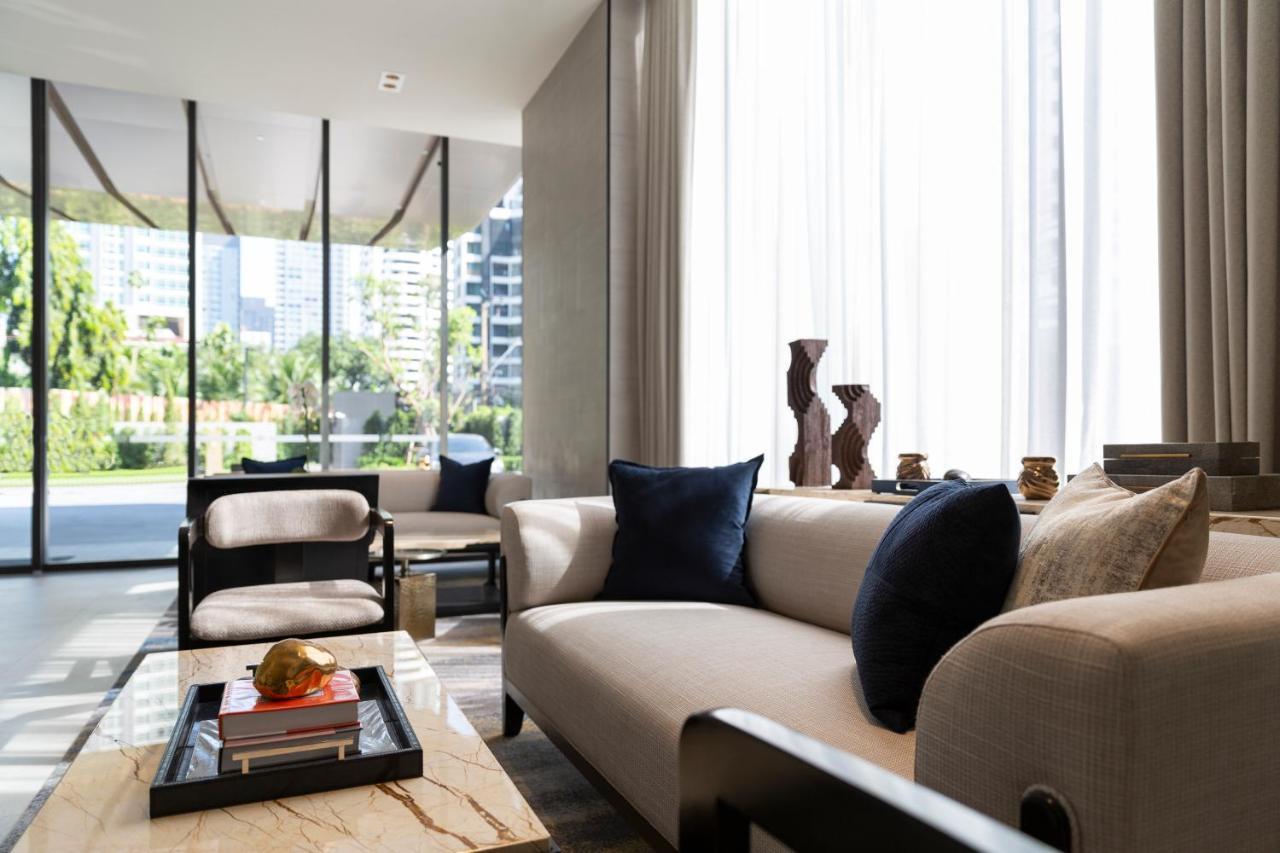 Ascott Thonglor Bangkok Hotell Exteriör bild The living room of a 3-bedroom unit