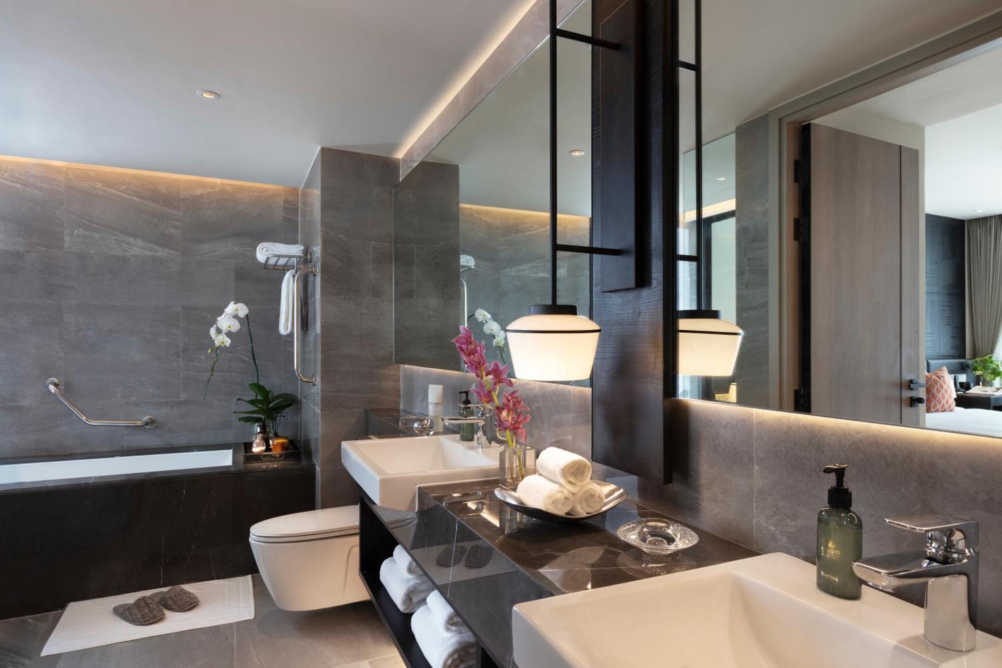 Ascott Thonglor Bangkok Hotell Exteriör bild Bathroom