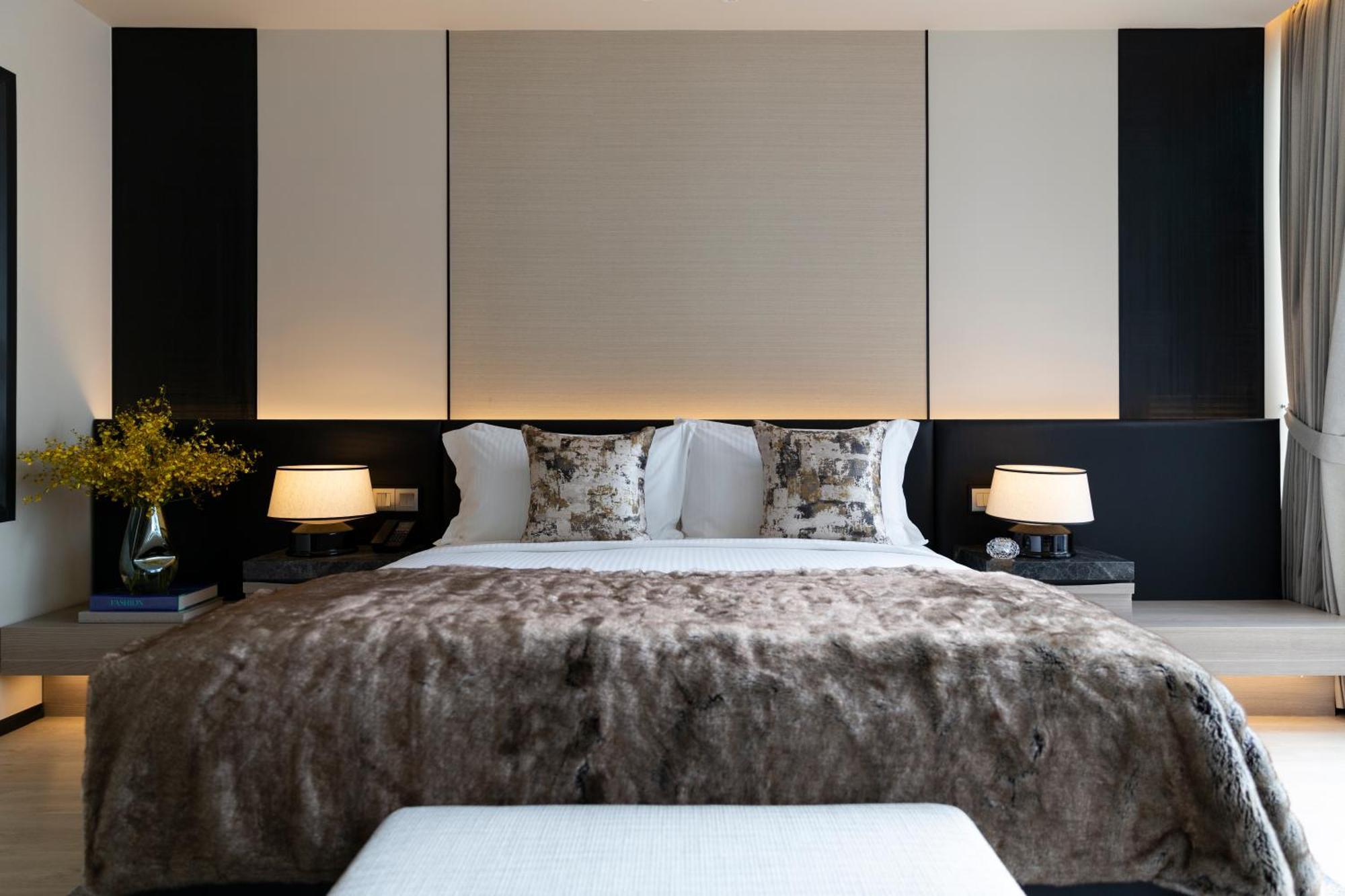 Ascott Thonglor Bangkok Hotell Exteriör bild A bedroom at The Hari