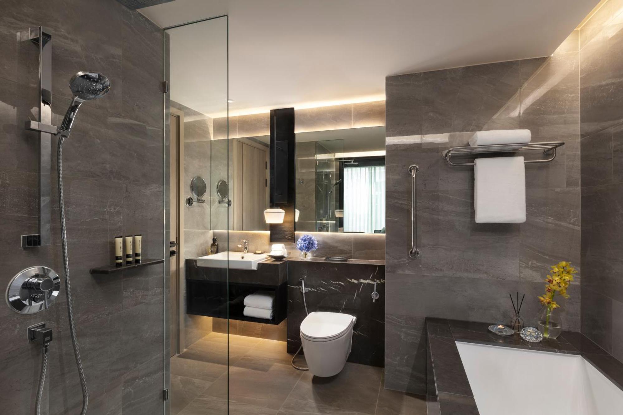Ascott Thonglor Bangkok Hotell Exteriör bild Bathroom